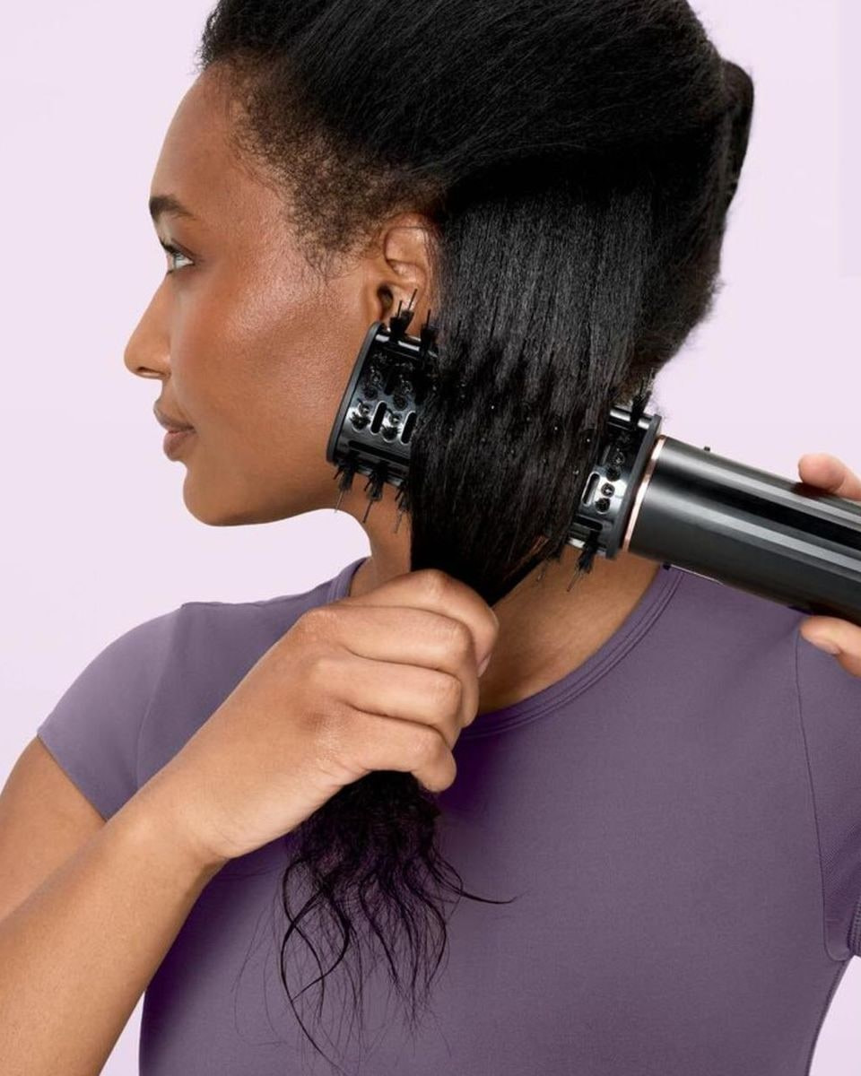 Paddle brush smoothing hair